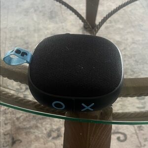 Black Portable Bluetooth Speaker